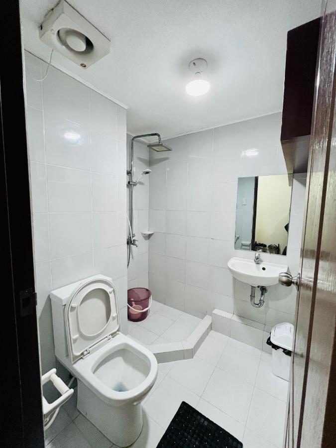 1 Bedroom Unit With Wifi And Netflix At One Oasis * Cagayan de Oro