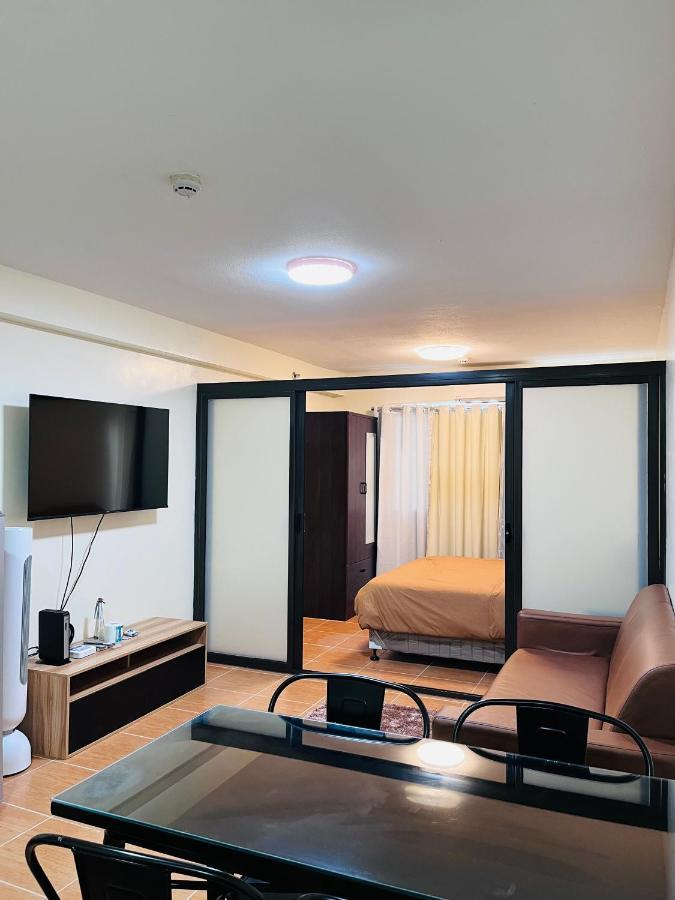 1 Bedroom Unit With Wifi And Netflix At One Oasis Apartment Cagayan de Oro